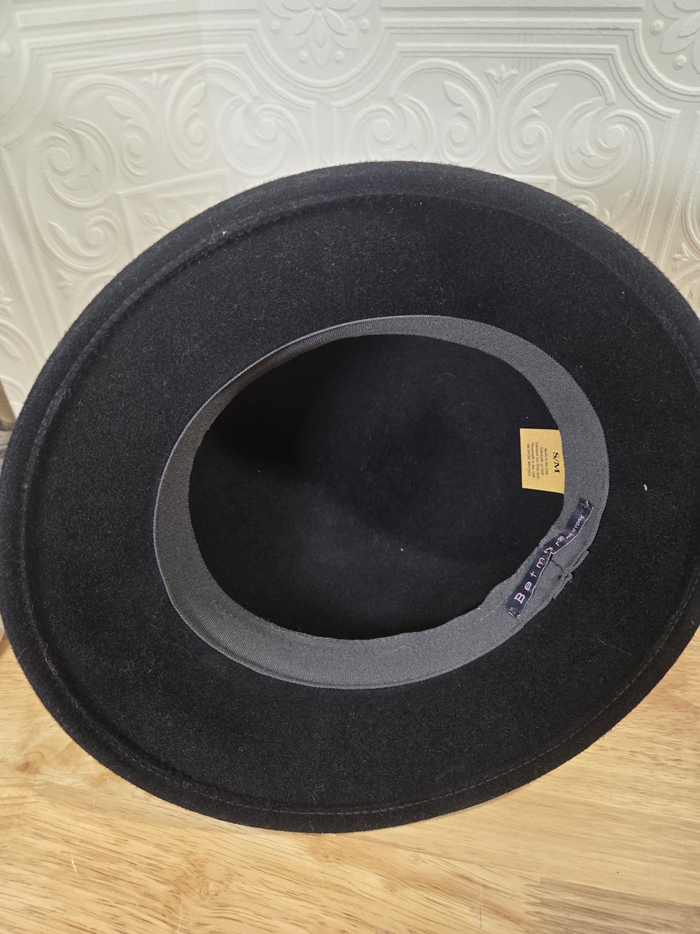 betmar Black Felt Cloche Hat with Pearl Accent - Picture 6 of 6